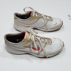 Nike women's shoes size 11 pink and white